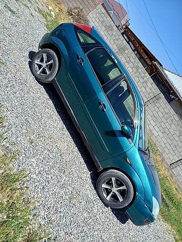range river: Ford Focus: 2000 г., 1.6 л, Механика, Бензин, Хэтчбэк — 4