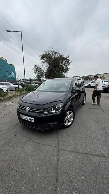 touran: Volkswagen Touran: 2012 г., 1.4 л, Робот, Бензин, Универсал — 2