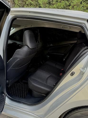 тайота матрих: Toyota Prius: 2016 г., 1.8 л, Автомат, Гибрид, Лифтбек — 7