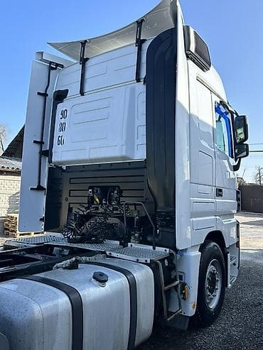 блок управления стеклами: Тягач, Mercedes-Benz, 2012 г., Без прицепа — 2