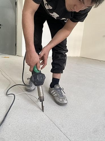 Профессиональный монтаж ПВХ/линолеумных напольных покрытий - Укладка