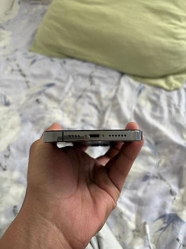 ipnone 13: IPhone 13 Pro Max, Б/у, 128 ГБ, Black Titanium, Чехол, 70 % — 4