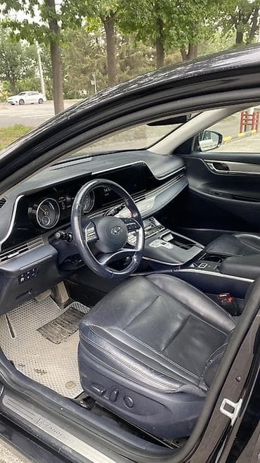 состояние идеал: Hyundai Grandeur: 2021 г., 2.4 л, Робот, Гибрид, Седан — 7
