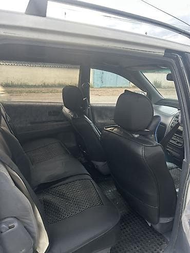 lexus es авто: Toyota Ipsum: 1997 г., 2.1 л, Автомат, Бензин, Минивэн — 4
