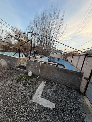 дом ыссык куле: Продаются два жилых дома на участке 12,5 соток у реки, г. Токмок — 3