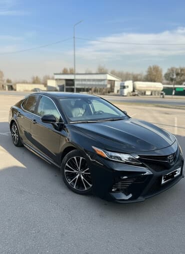 работа в автомойке: Toyota Camry: 2019 г., 2.5 л, Автомат, Бензиновая, Седан — 1