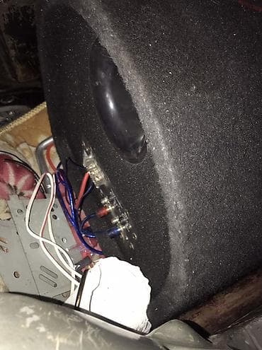 Сабвуфер в тубе для автомобиля - Форм‑фактор: басовая туба