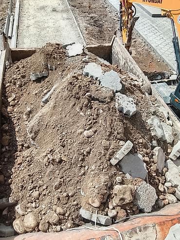 full construction: Заказать Камаз, Вывоз строй мусора — 6