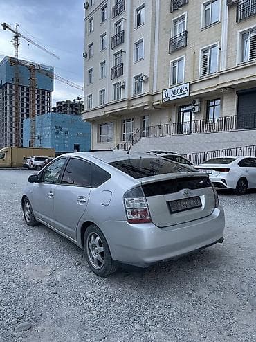 болушу: Toyota Prius: 2004 г., 1.5 л, Гибрид — 3