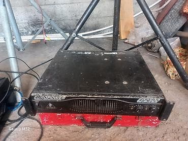 Мощный усилитель мощности Behringer Europower EP2500 - Серия — 1