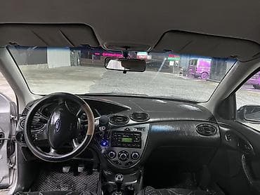 byd plus: Ford Focus: 2004 г., 1.6 л, Механика, Бензин, Хэтчбэк — 2