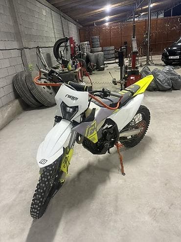 хонда мотоцикл бишкек: Эндуро/кросс мотоцикл 250 см³ (примерно), 4‑тактный — 1