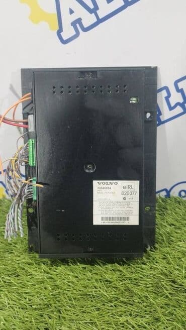 акустические системы 2.0 с микрофоном: Volvo XC90 T6 v-2.9 2003 год усилитель звука — 1