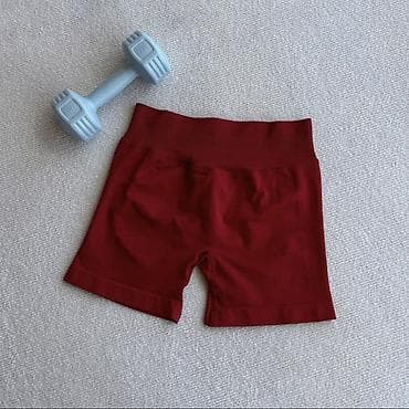Спортивные шорты, Облегающая модель, На высокой талии, XL at lalafo.kg Спортивные шорты, Облегающая модель, На высокой талии, XL