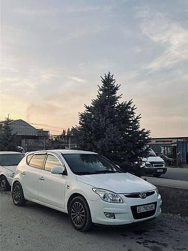 Hyundai i30: 2008 г., 1.6 л, Механика, Бензин, Хэтчбэк at lalafo.kg Hyundai i30: 2008 г., 1.6 л, Механика, Бензин, Хэтчбэк