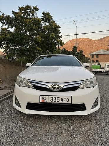 Toyota Camry: 2013 г., 2.5 л, Автомат, Гибрид, Седан