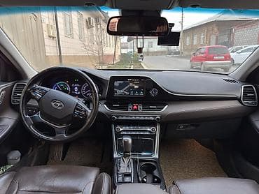 хунд: Hyundai Grandeur: 2018 г., 2.4 л, Автомат, Гибрид, Седан — 10