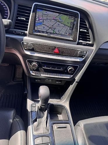 Продажа авто: Hyundai Sonata: 2020 г., Автомат, Газ, Седан — 7