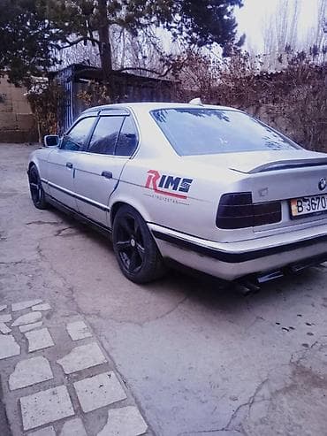 аудио касета: BMW 5 series: 1991 г., 2 л, Механика, Бензин, Седан — 7