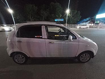 qiyuan q07: Daewoo Matiz: 2008 г., 0.8 л, Автомат, Бензин, Хэтчбэк — 4