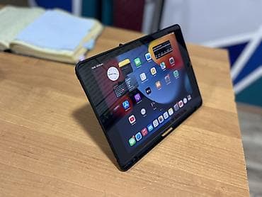 tesla 3: Планшет, Apple, память 128 ГБ, 8" - 9", Wi-Fi, Б/у, Детский цвет - Серебристый — 6