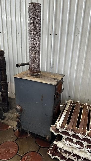 угольный печь: Продаётся металлическая печь с радиаторными секциями 🔥 Надёжная и — 2