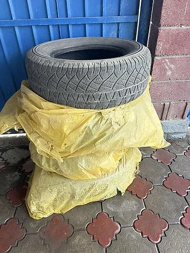 17: Комплект автомобильных шин Michelin. Характеристики: - Размер: 265/65 — 1
