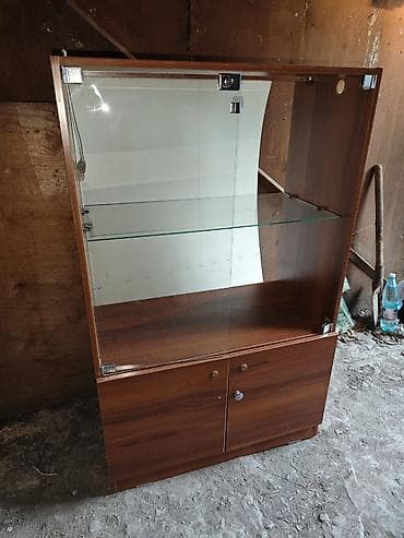 Витрины: Срочно продаю! Недорого! ТОЛЬКО СЕГОДНЯ ОТДАМ ЗА 1500 СОМ Витрина/шкаф — 2