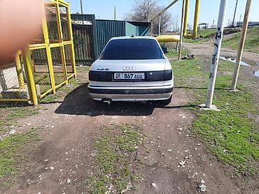 воз: Audi 80: 1992 г., 2.3 л, Ручные, Бензин, Седан — 4