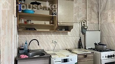 3 мкр: 3 комнаты, 70 м², 3 этаж, Старый ремонт — 2