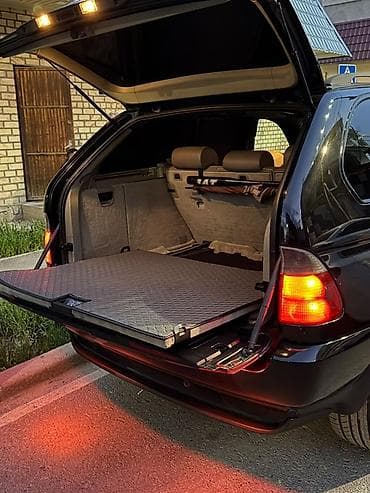 Транспорт: BMW X5: 2002 г., 3 л, Автомат, Дизель, Внедорожник — 4