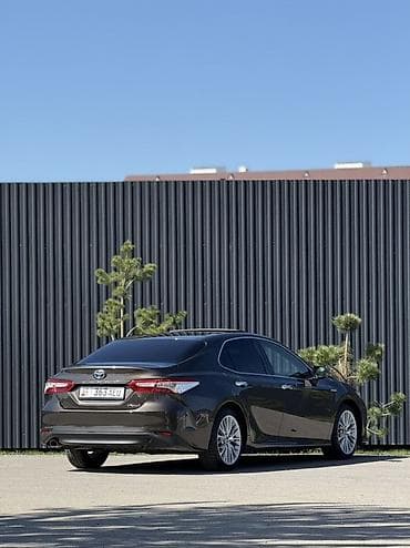 Toyota: Toyota Camry: 2018 г., 2.5 л, Автомат, Гибрид, Седан — 4