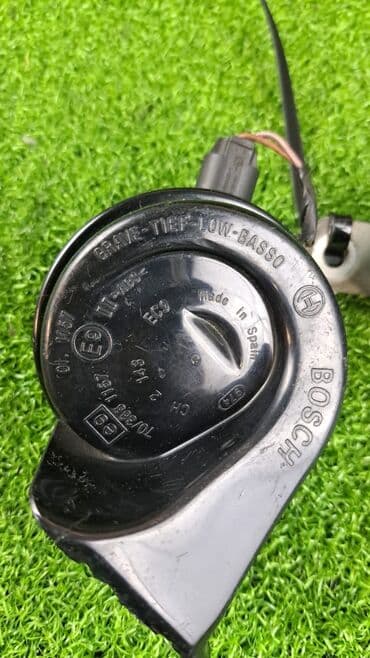 e39: Cигналы / гудки / клaксoн / фанфapный звуковой сигнал HЧ / — 6