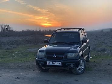 Mitsubishi Pajero iO: 2003 г., 1.8 л, Бензин, Внедорожник