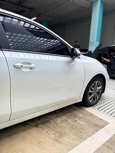 оптом корея: Hyundai Elantra: 2022 г., 1.6 л, Вариатор, Бензин, Седан — 4