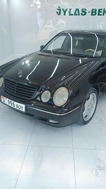 Mercedes-Benz E-Class: 2001 г., 2 л, Автомат, Седан — 2