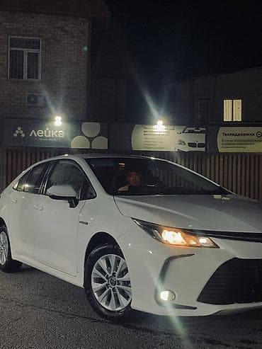 часы тойота: Toyota Corolla: 2019 г., 1.8 л, Автомат, Гибрид, Седан — 2