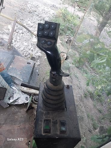 сколько стоит триммер для покоса травы: Продается Кукурузоуборочный комбайн самоходный Е 281 (форсажного типа — 6