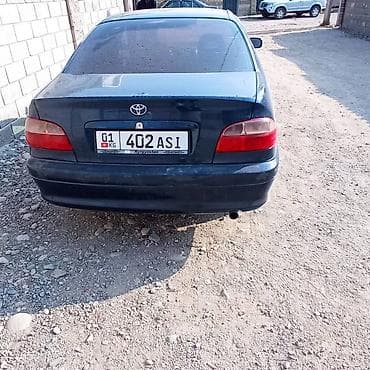 lexus es 2010: Toyota Avensis: 2001 г., Механика, Седан — 1