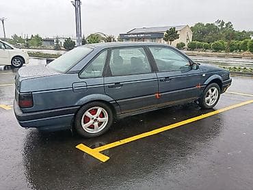 сайт авто кыргызстан: Volkswagen Passat: 1989 г., 1.8 л, Механика, Бензин, Седан — 6