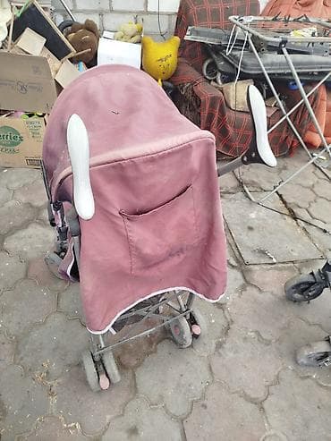 коляски дордой: Детские коляски + трюмо с зеркалом 1) Коляска розовая :800 сом - — 5