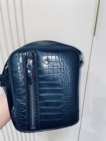 Классические сумки: Сумка через плечо, компактная, с тиснением под крокодил. Люкс копия — 4