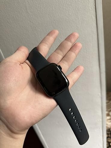 apple woth: СРОЧНО!!! Продаю по причине того, что нужны деньги. Apple Watch 9 — 3
