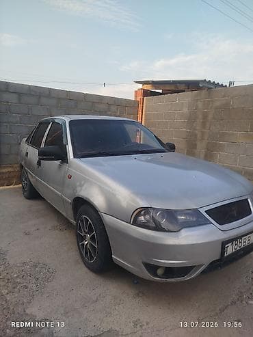 Daewoo Nexia: 2011 г., 1.5 л, Кол менен иштөөчү, Бензин, Седан