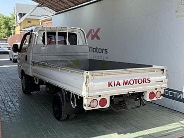 на 123: Kia BONGO: 2019 г., 2.5 л, Механика, Дизель, Фургон — 6