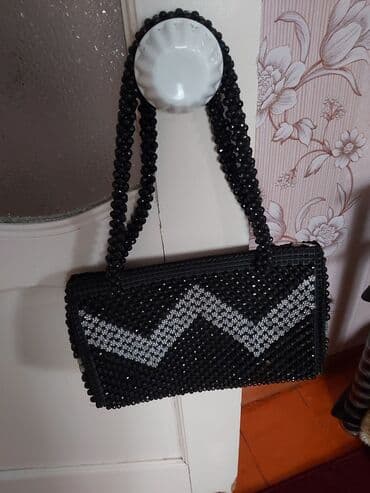 Сумочка бисером новая