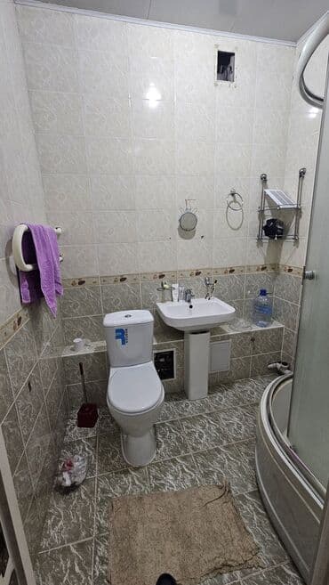 пол дом продаю: 1 комната, 35 м², 105 серия, 4 этаж, Косметический ремонт — 5