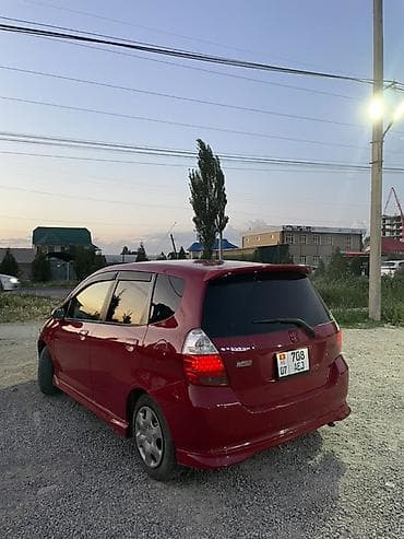 Honda Fit: 2002 г., 1.3 л, Автомат, Бензин, Хэтчбэк