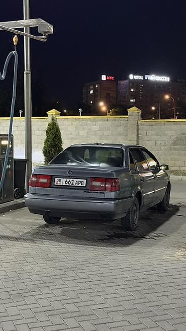Volkswagen Passat: 1993 г., 2 л, Механика, Бензин, Седан — 3