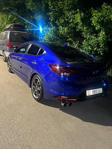 silver sport: Hyundai Avante: 2019 г., 1.6 л, Автомат, Бензин — 9